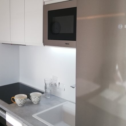 TIR24 Top Floor Apartment